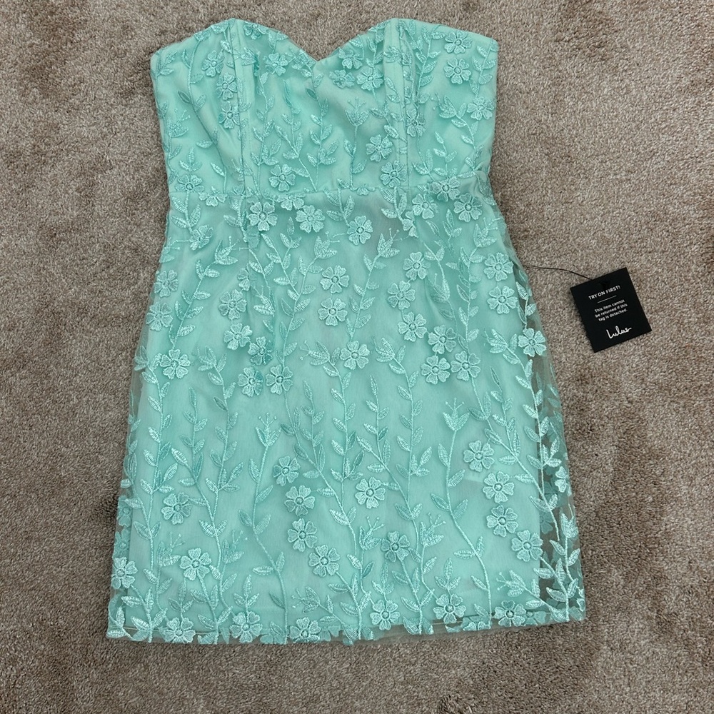 Lulu's Mint Green Strapless Floral Lace Mini Dress